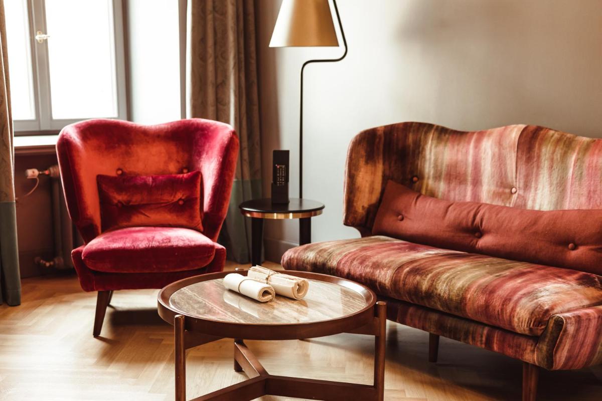 Grand Poet Hotel and SPA by Semarah