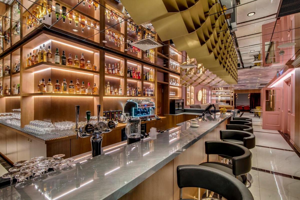 Grand Poet Hotel and SPA by Semarah