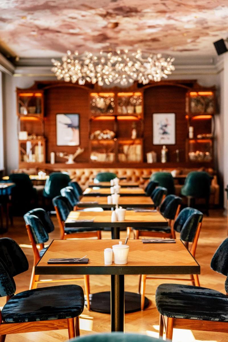 Grand Poet Hotel and SPA by Semarah