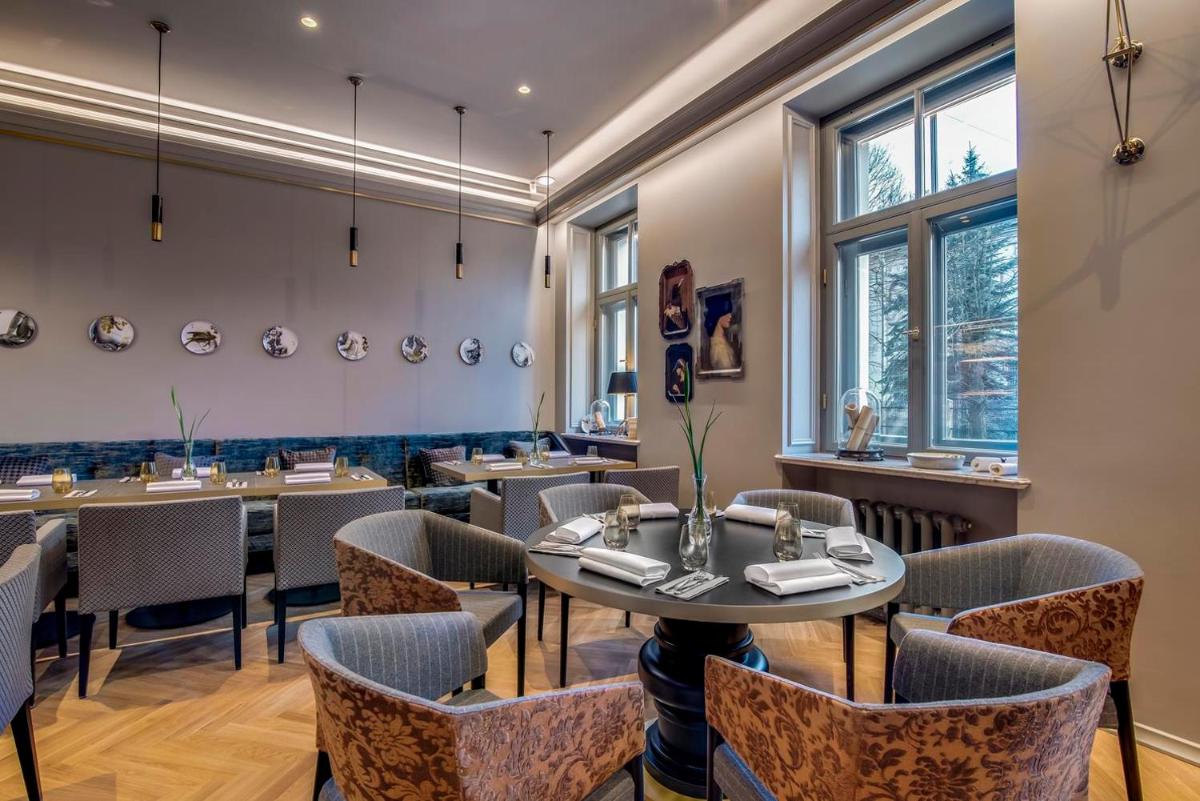 Grand Poet Hotel and SPA by Semarah