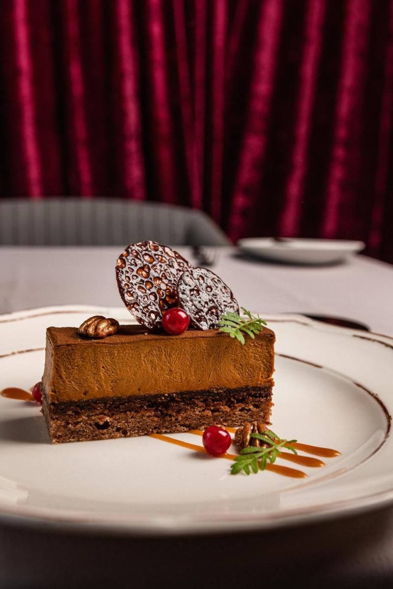 Grand Poet Hotel and SPA by Semarah