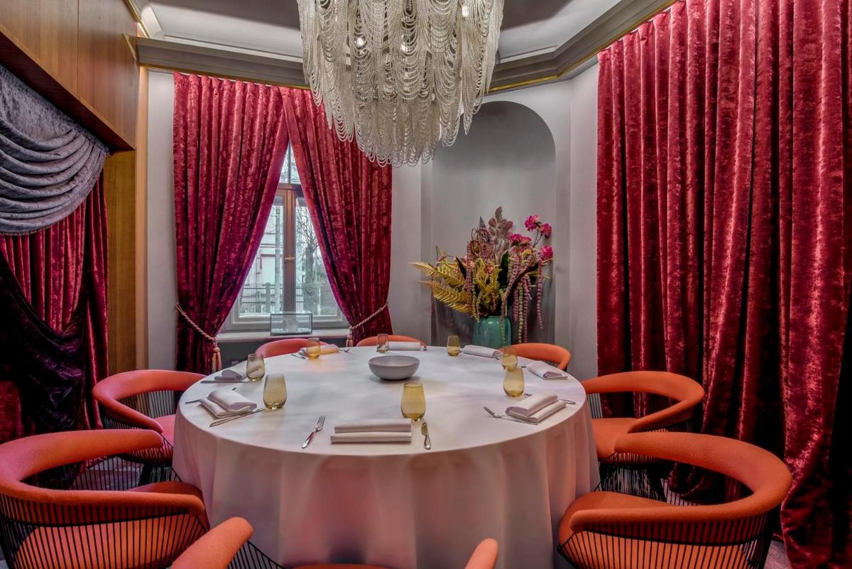 Grand Poet Hotel and SPA by Semarah