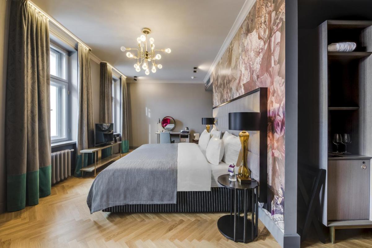 Grand Poet Hotel and SPA by Semarah