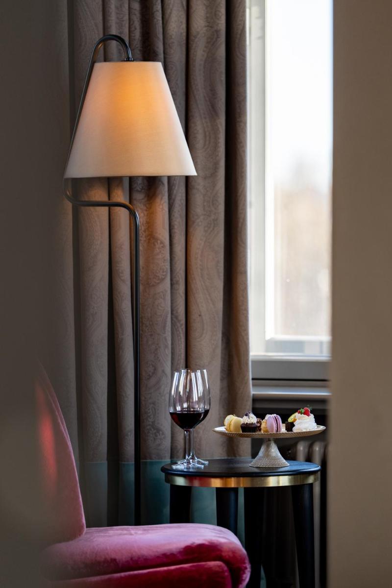 Grand Poet Hotel and SPA by Semarah