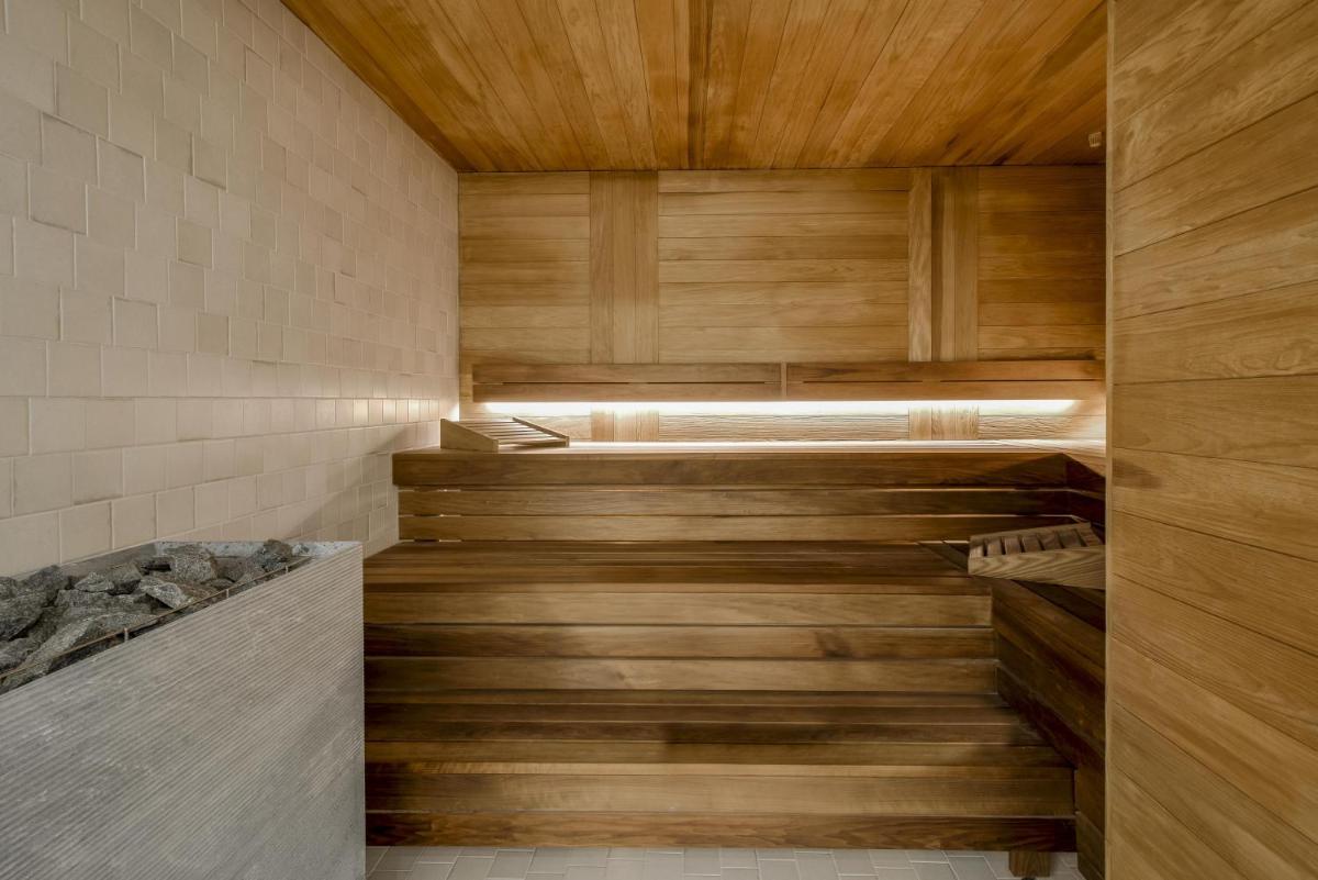 Grand Poet Hotel and SPA by Semarah
