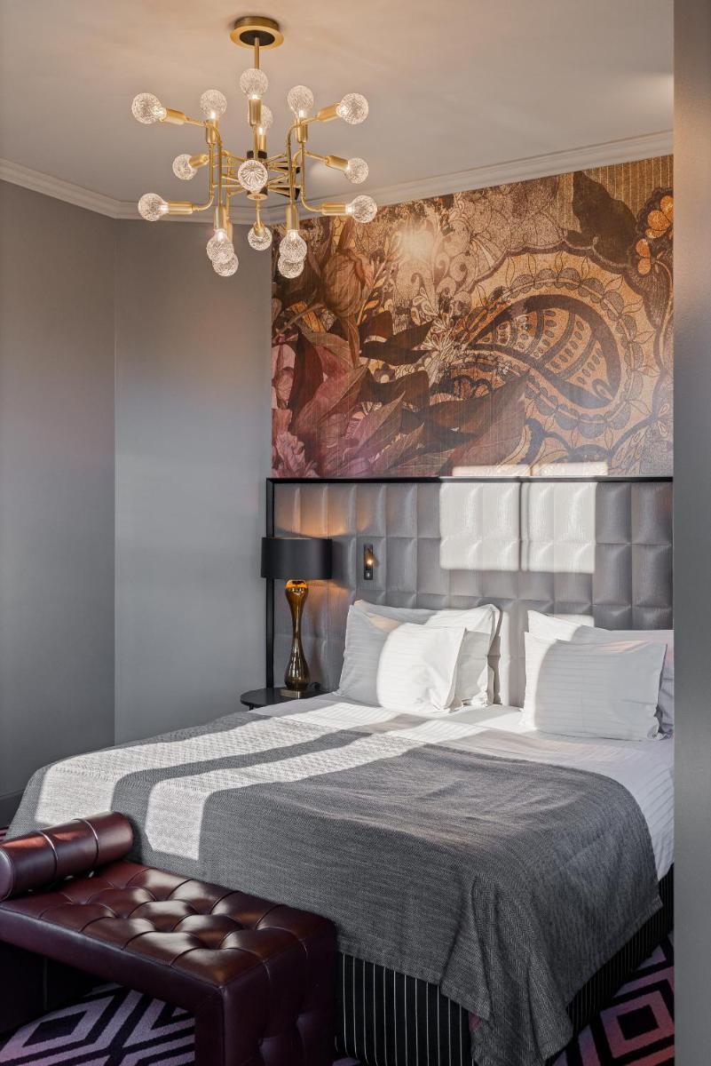 Grand Poet Hotel and SPA by Semarah