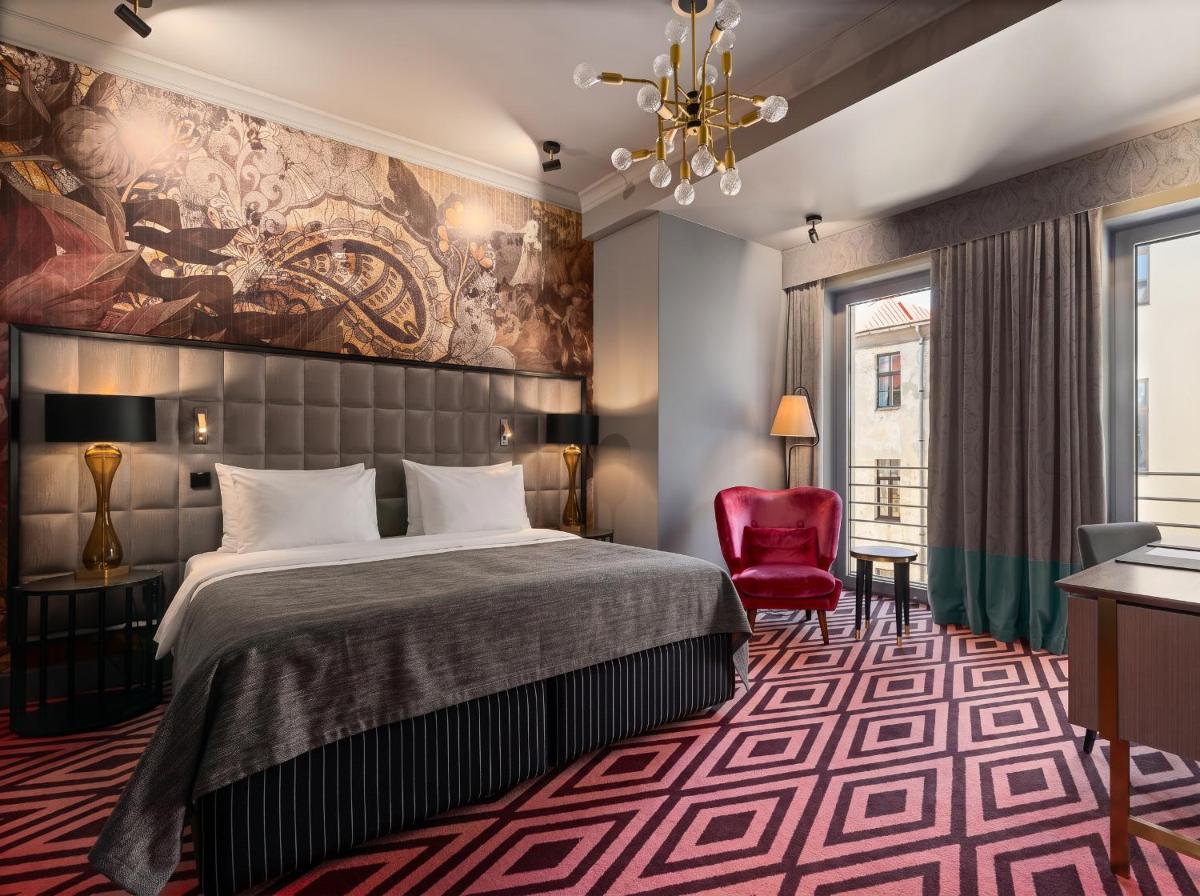 Grand Poet Hotel and SPA by Semarah