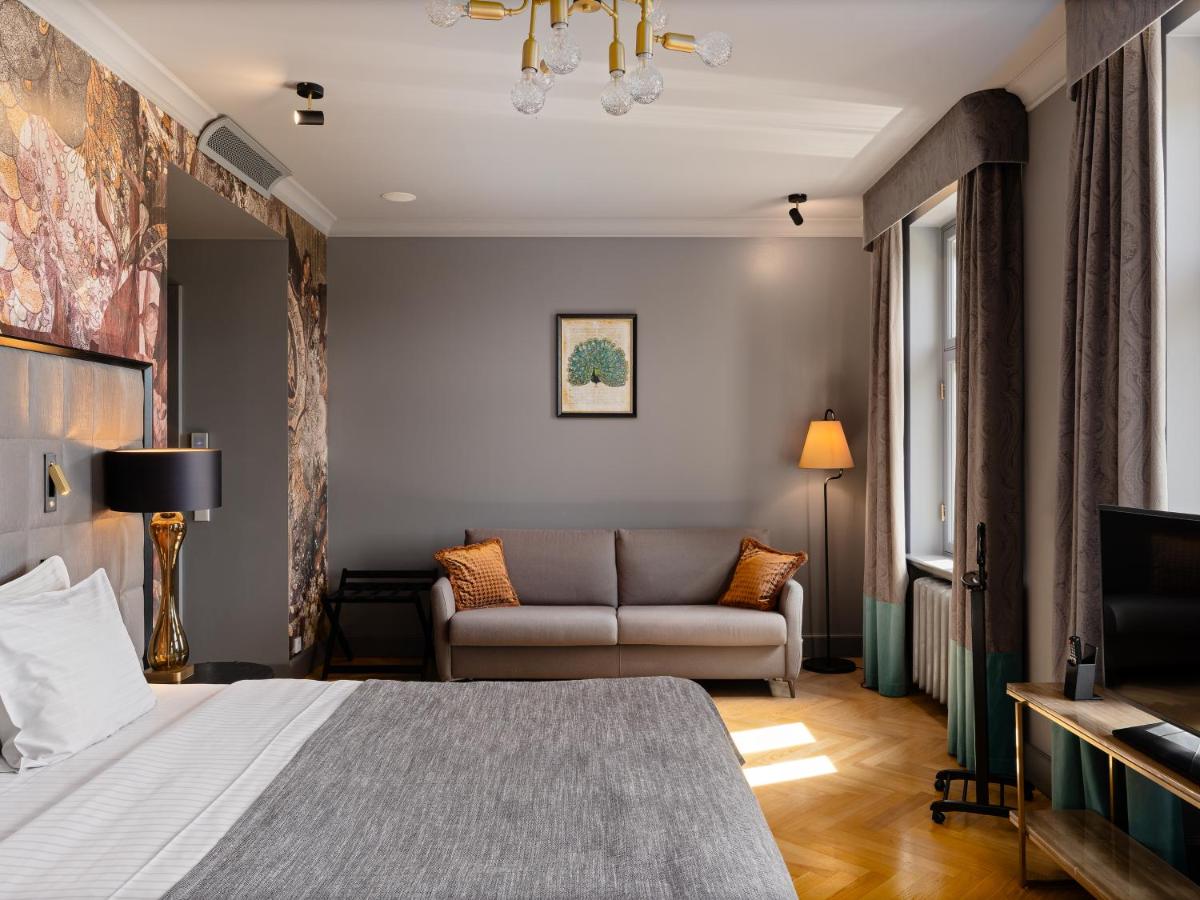Grand Poet Hotel and SPA by Semarah