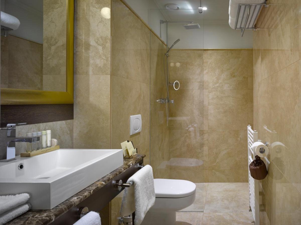 Grandezza Hotel Luxury Palace