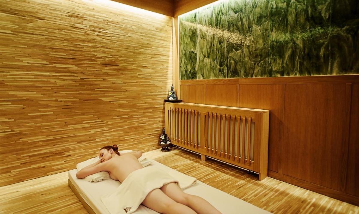 Grandezza Hotel Luxury Palace