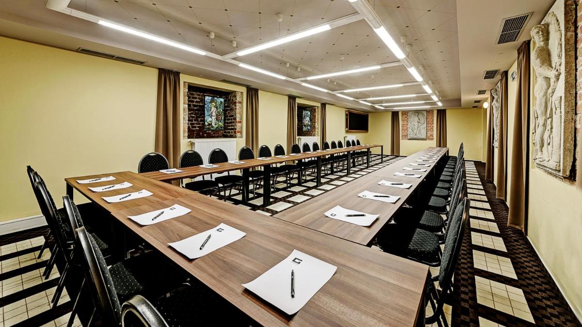 Grandezza Hotel Luxury Palace