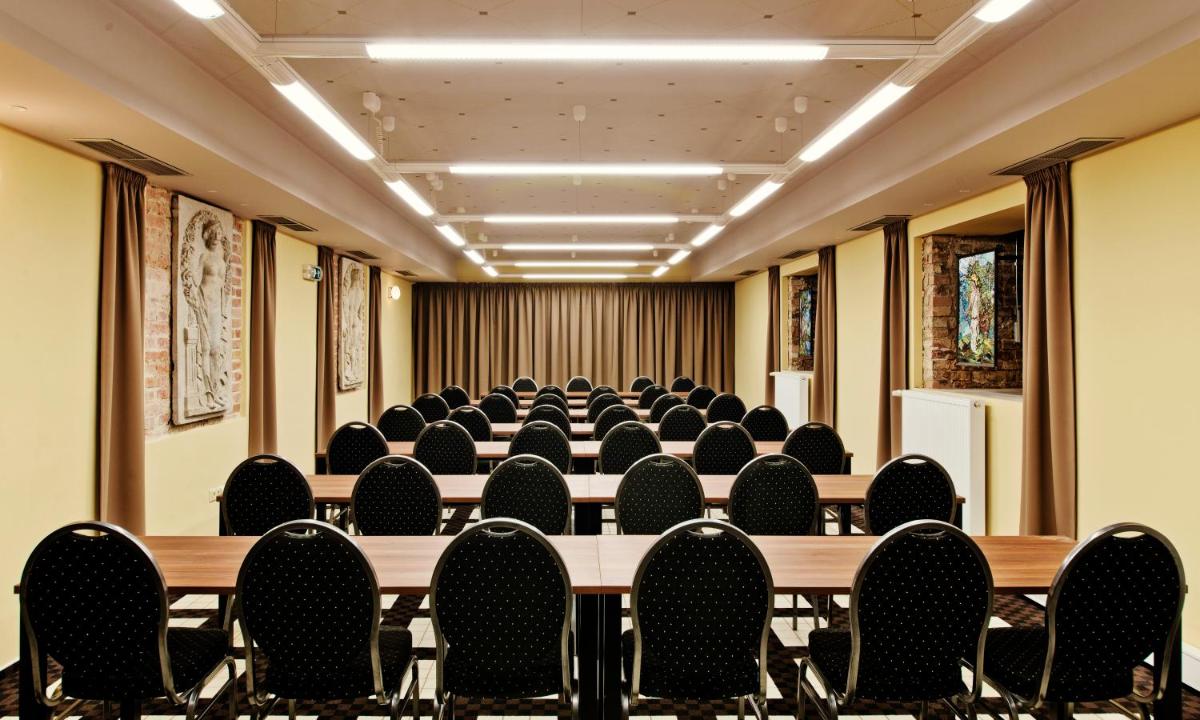 Grandezza Hotel Luxury Palace