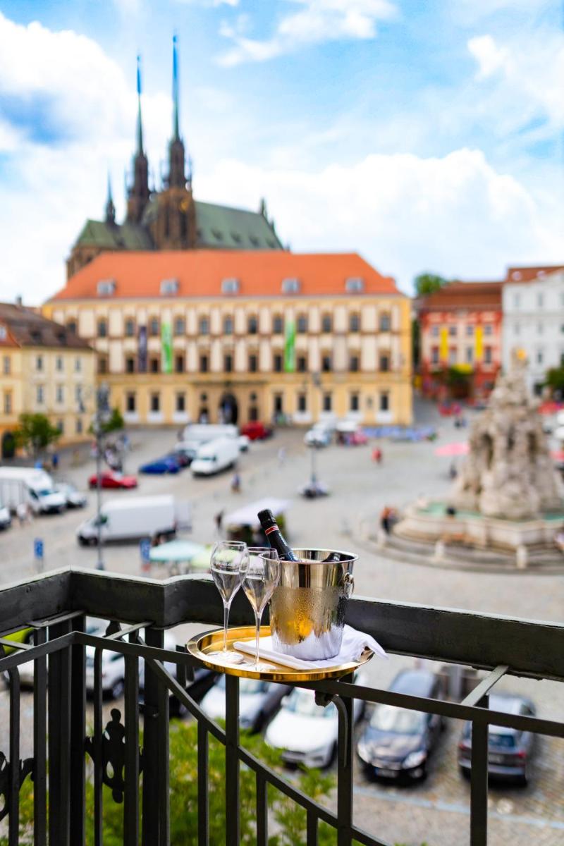 Grandezza Hotel Luxury Palace