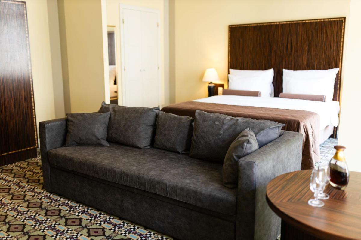 Grandezza Hotel Luxury Palace