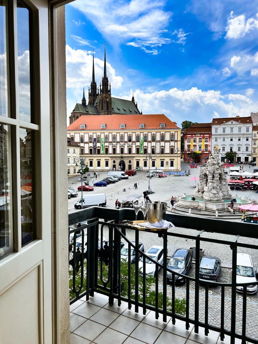 Grandezza Hotel Luxury Palace