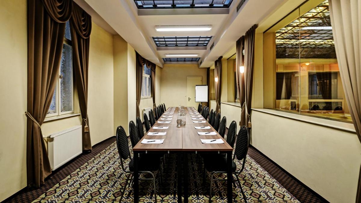 Grandezza Hotel Luxury Palace