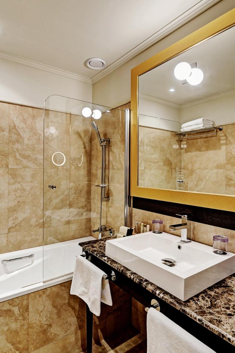 Grandezza Hotel Luxury Palace