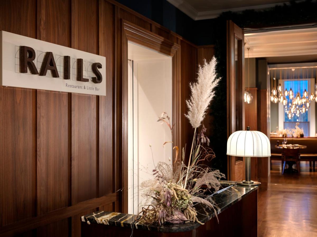 Kaya Great Northern Hotel, London