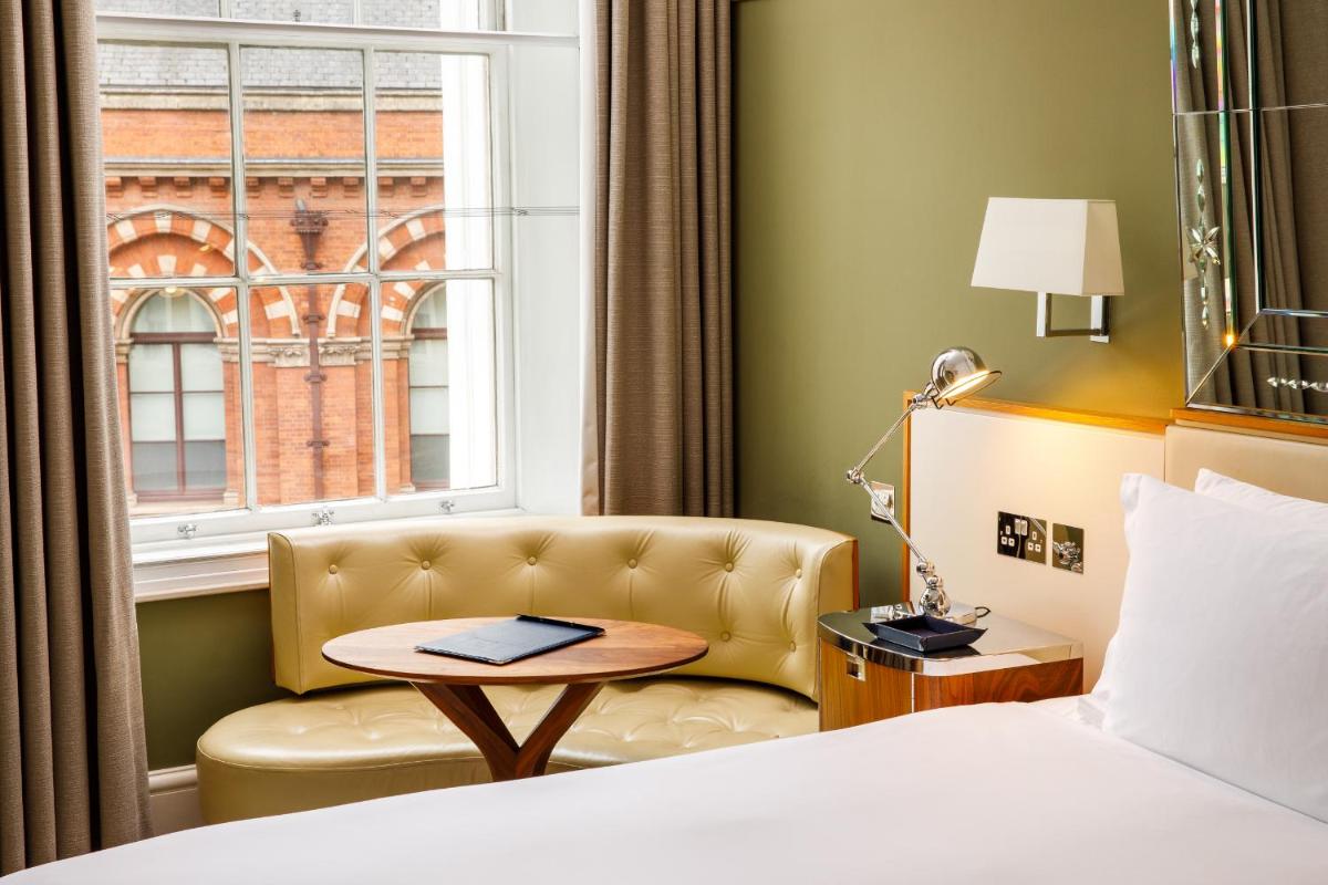 Kaya Great Northern Hotel, London