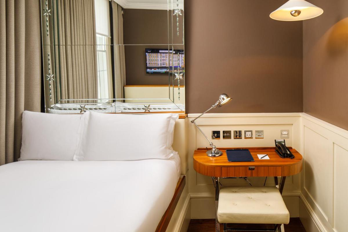 Kaya Great Northern Hotel, London