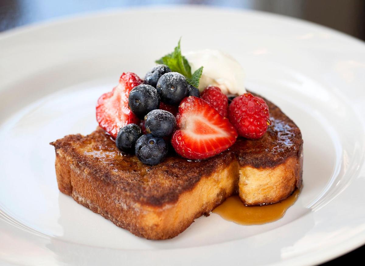 Kaya Great Northern Hotel, London