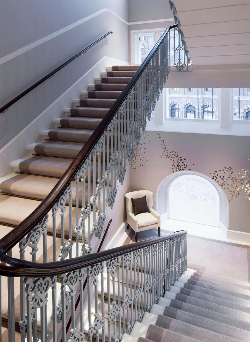 Kaya Great Northern Hotel, London