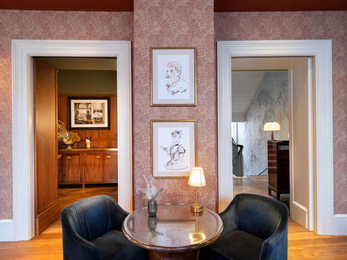 Kaya Great Northern Hotel, London