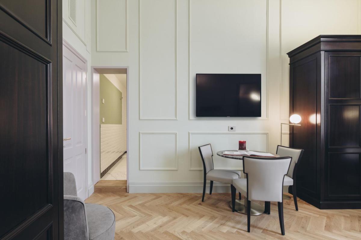 Gregorini Bingham Art Luxury Suites