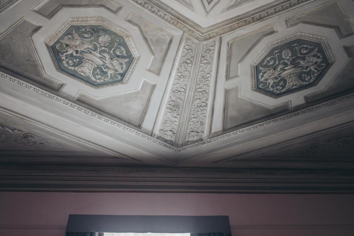 Gregorini Bingham Art Luxury Suites