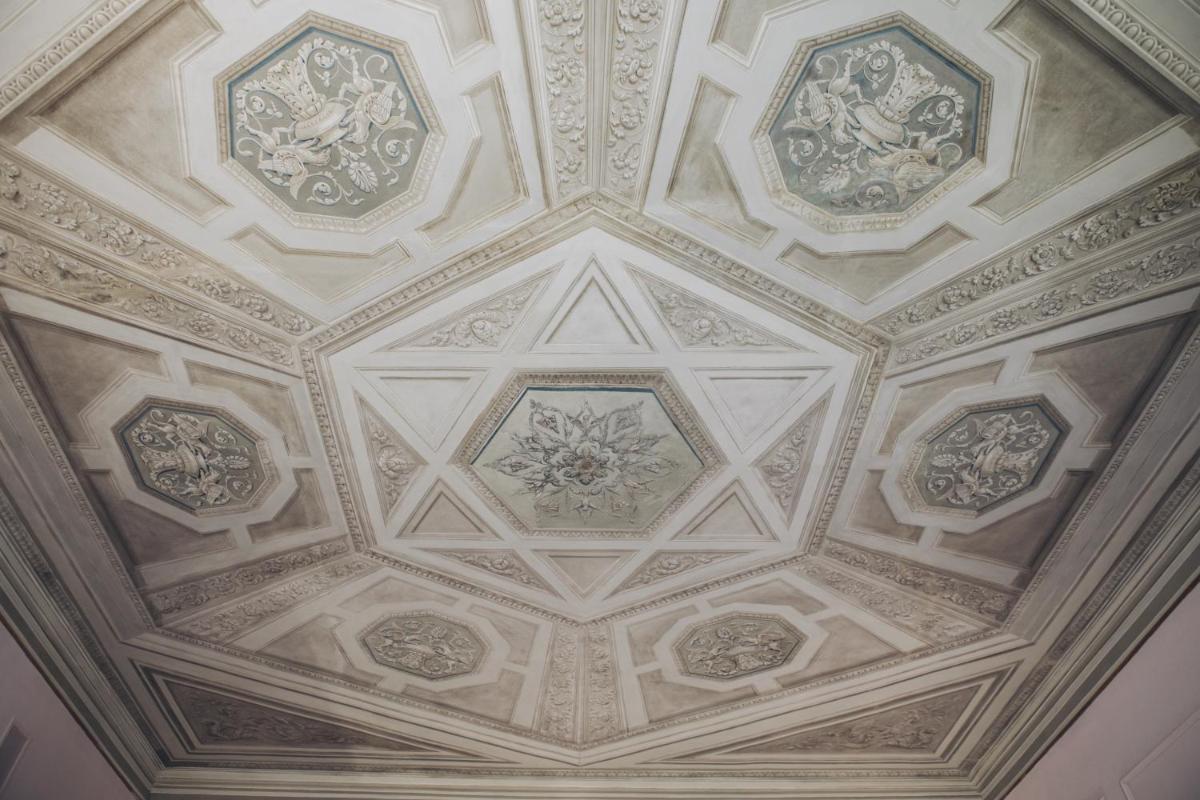 Gregorini Bingham Art Luxury Suites