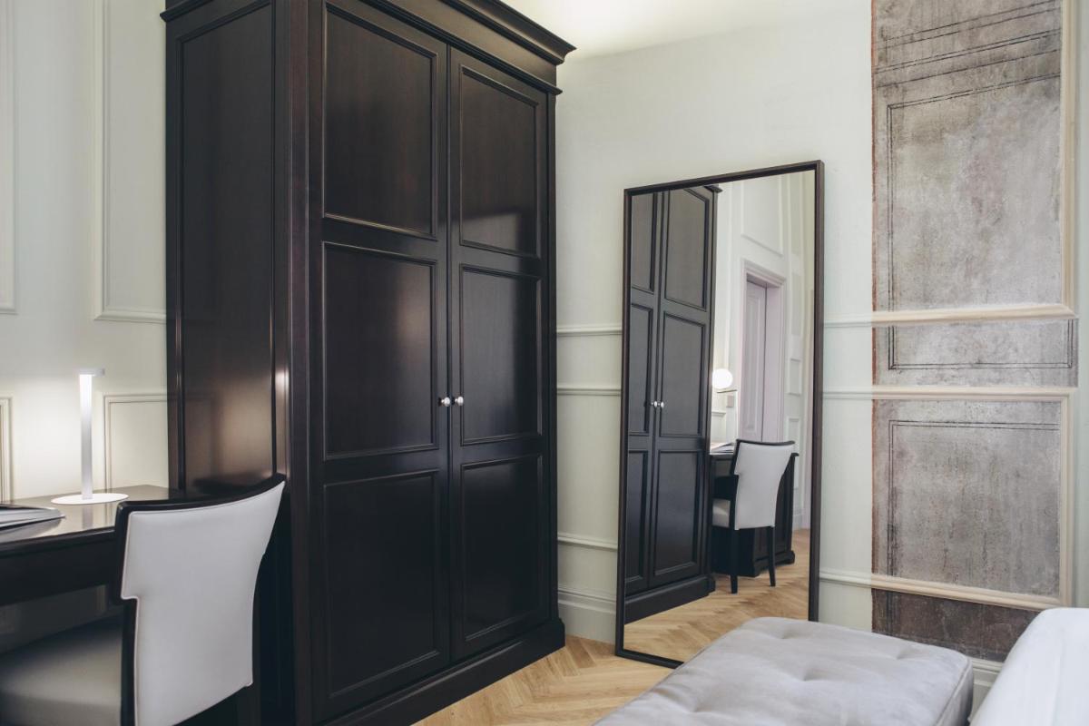 Gregorini Bingham Art Luxury Suites