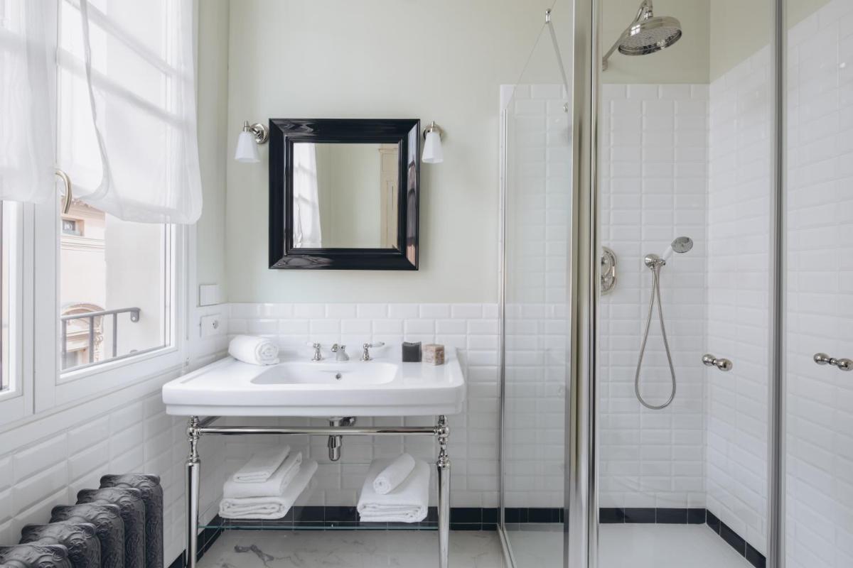 Gregorini Bingham Art Luxury Suites