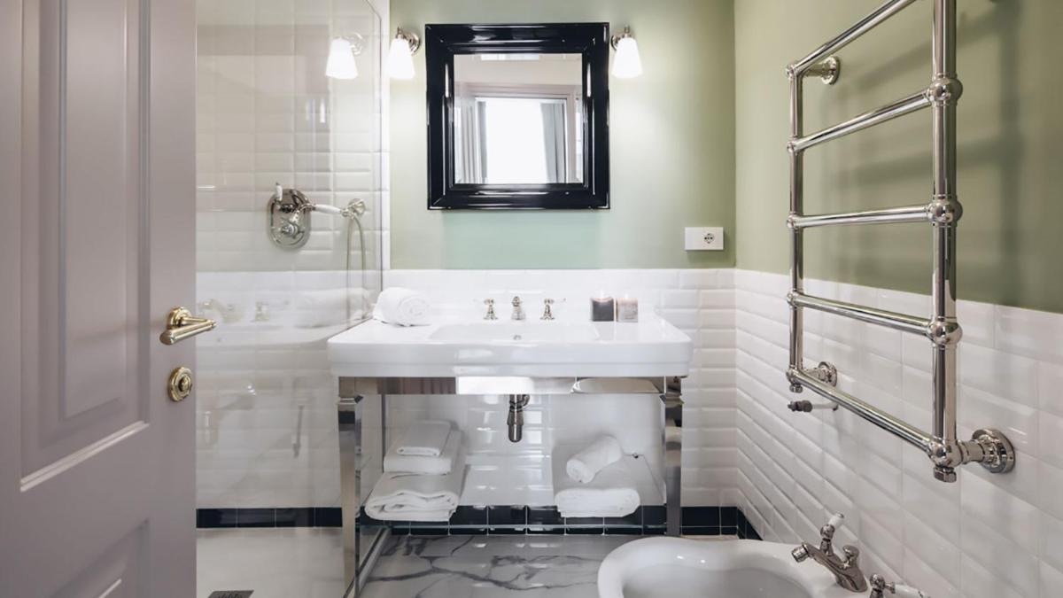 Gregorini Bingham Art Luxury Suites