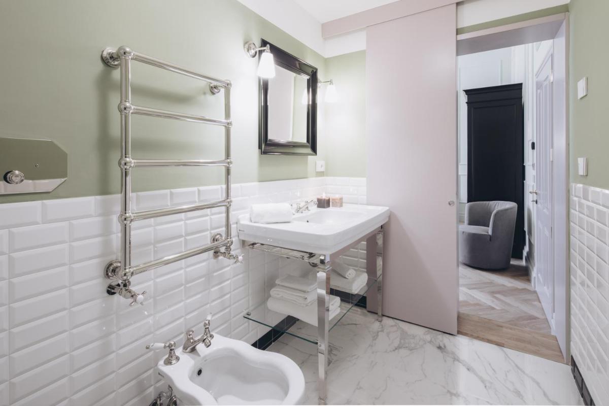 Gregorini Bingham Art Luxury Suites