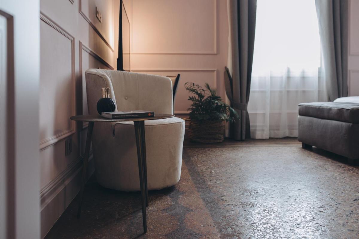 Gregorini Bingham Art Luxury Suites