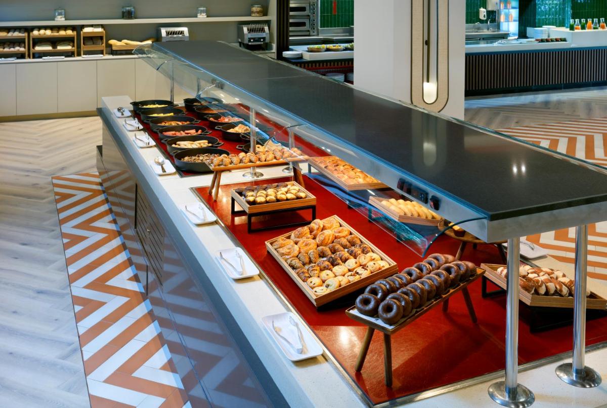 Hard Rock Hotel Marbella - Puerto Banús