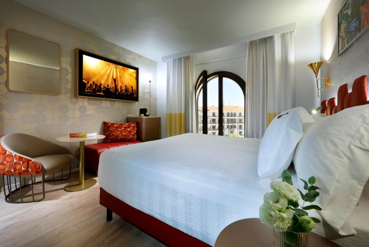 Hard Rock Hotel Marbella - Puerto Banús