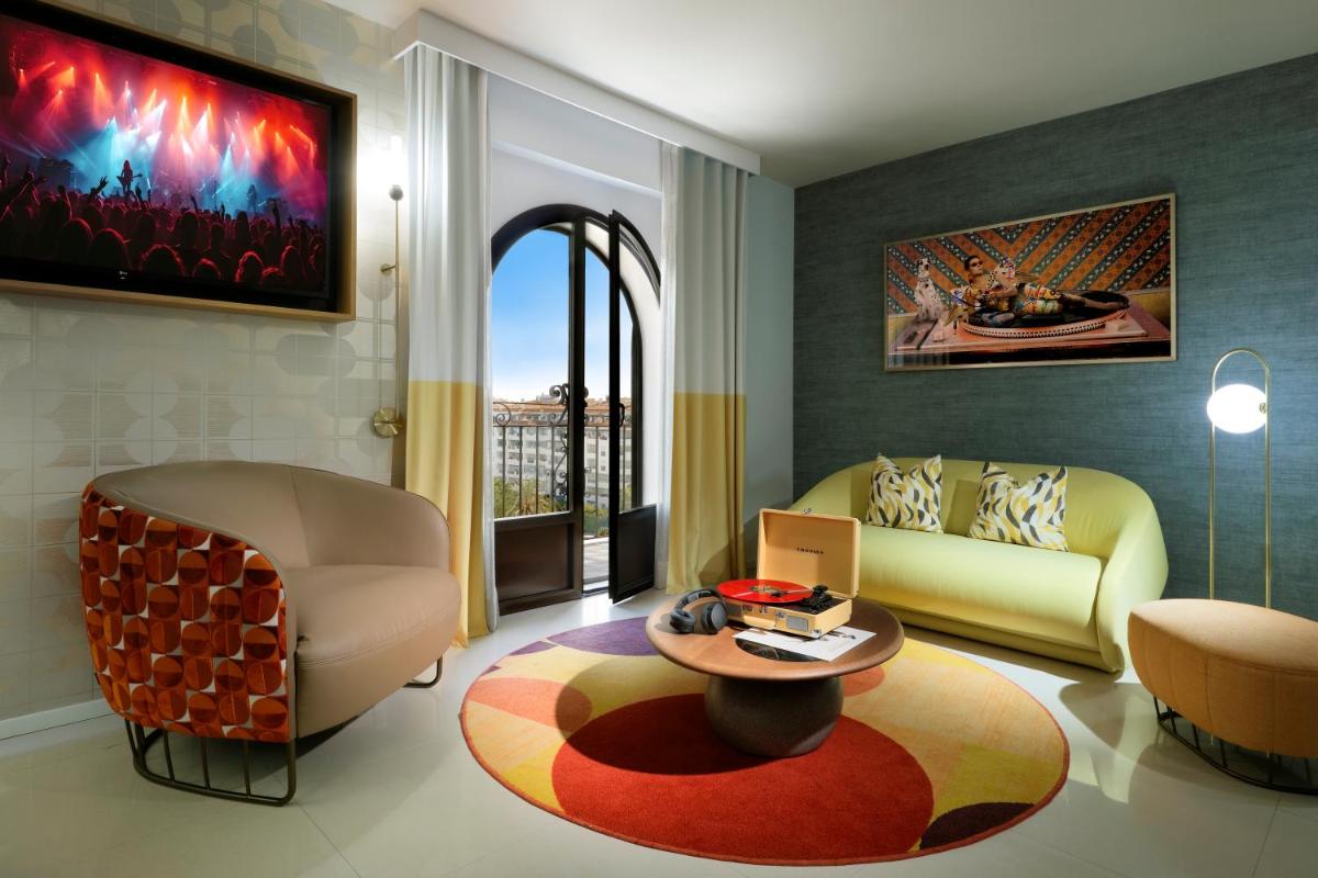 Hard Rock Hotel Marbella - Puerto Banús