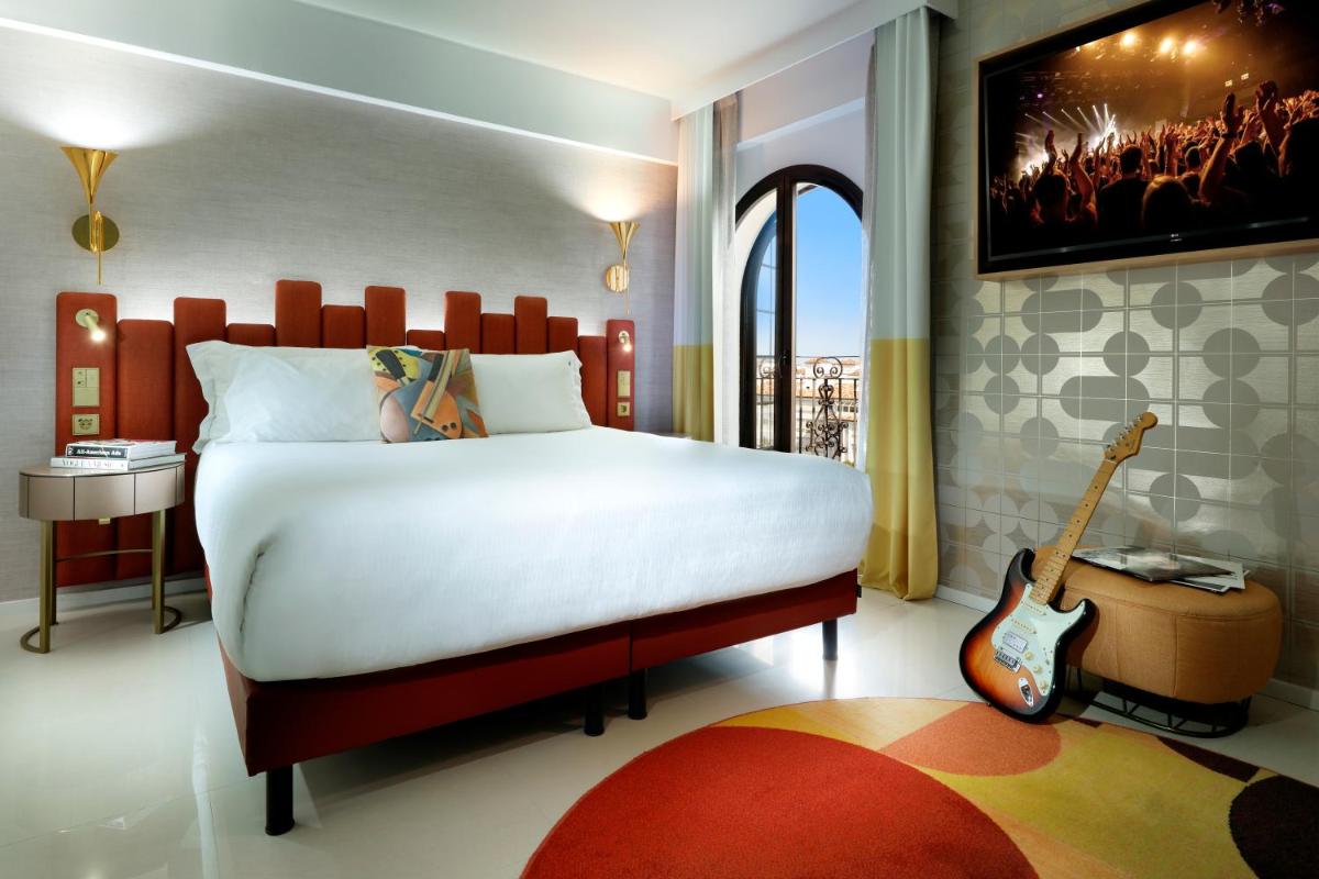 Hard Rock Hotel Marbella - Puerto Banús