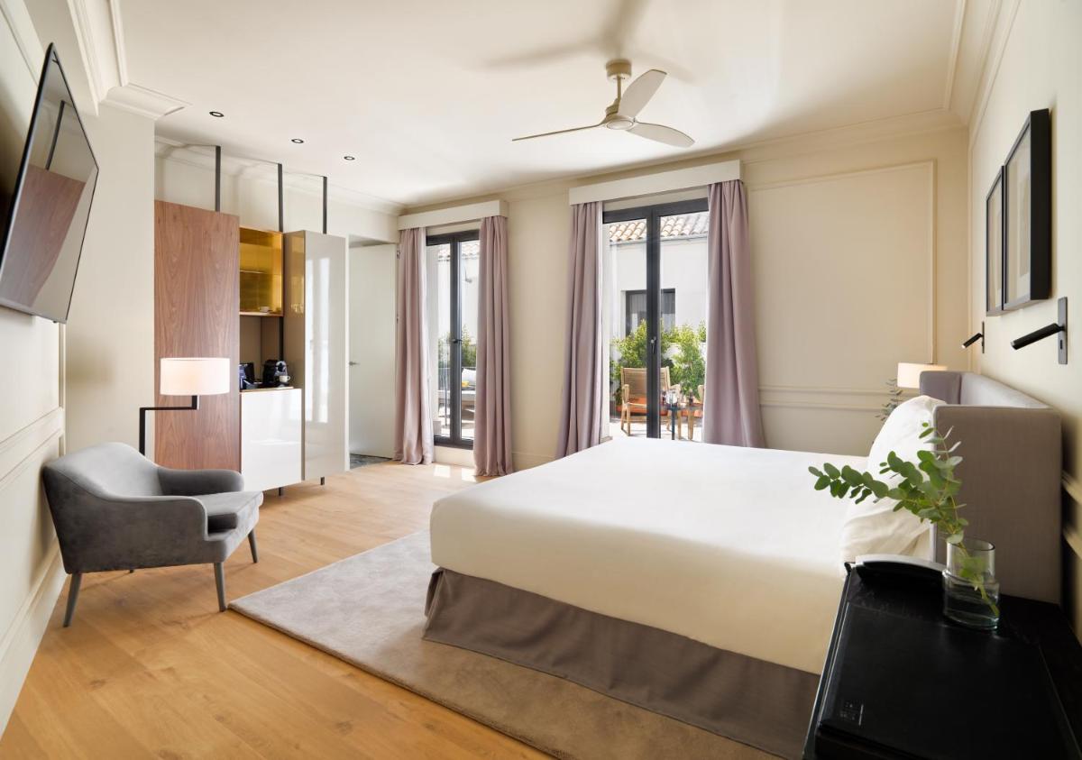 H10 Palacio Colomera