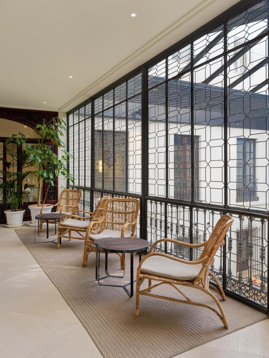 H10 Palacio Colomera