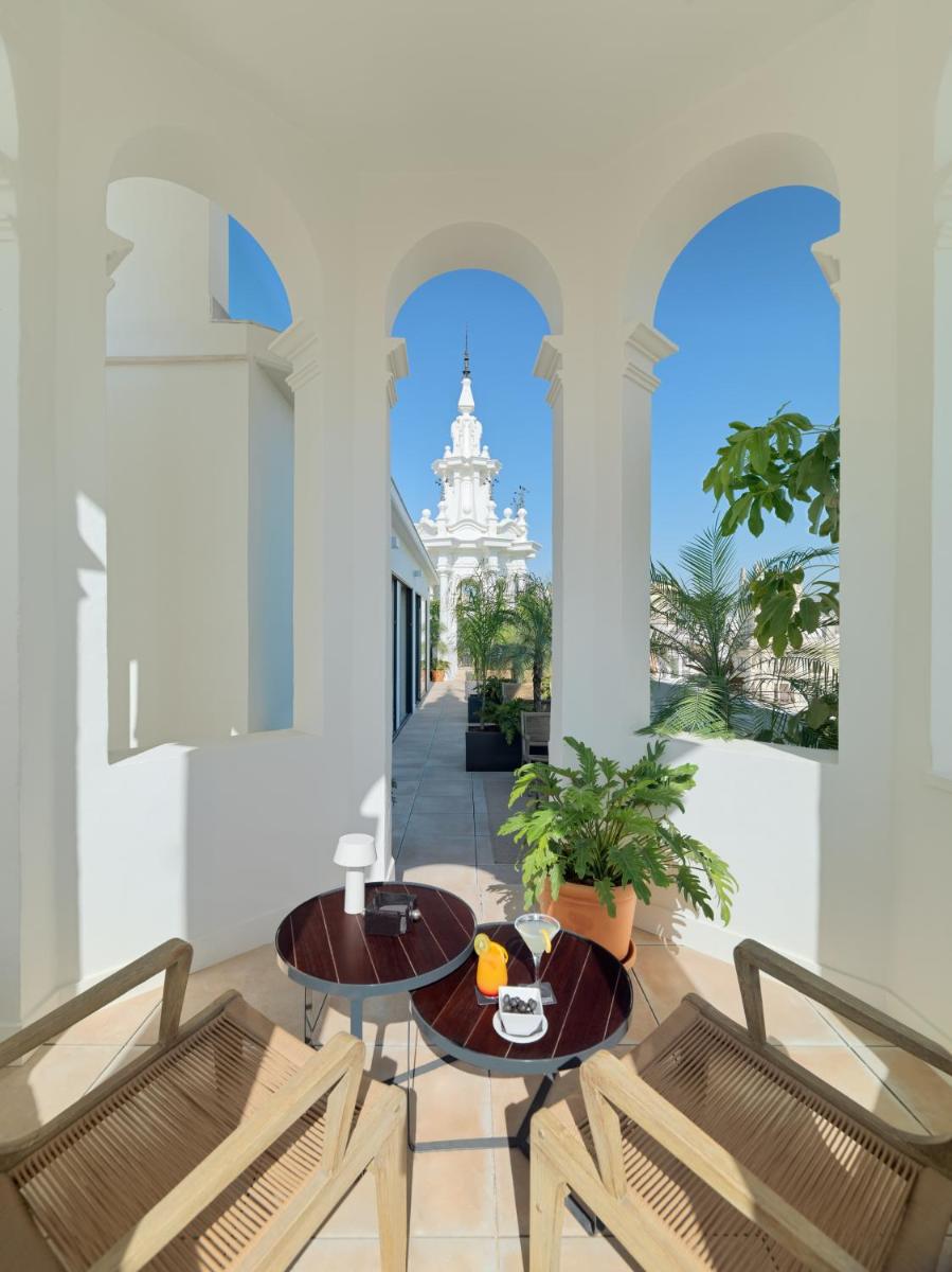 H10 Palacio Colomera