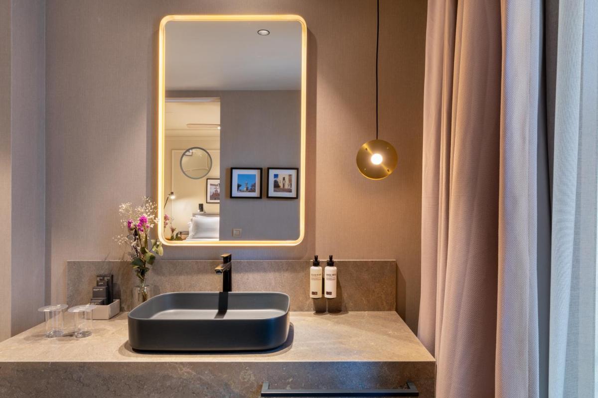 H10 Palacio Colomera