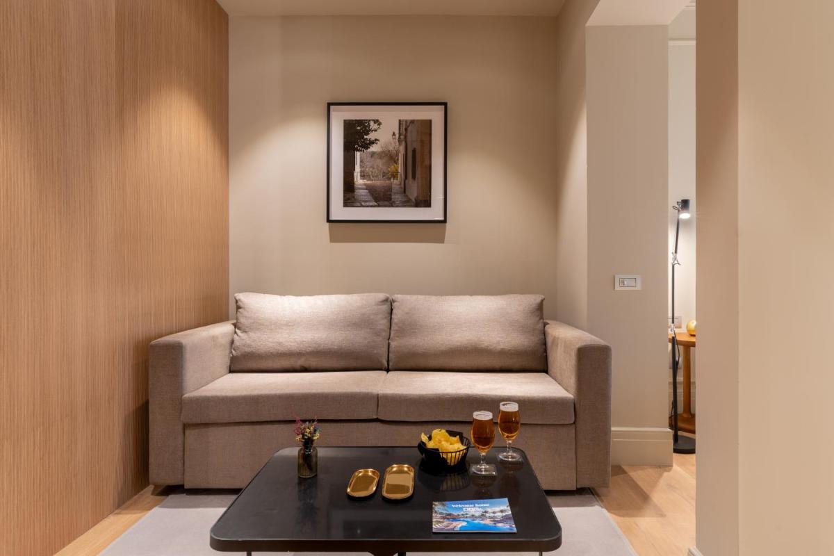 H10 Palacio Colomera