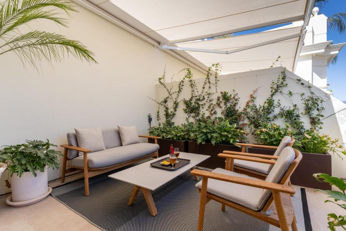 H10 Palacio Colomera