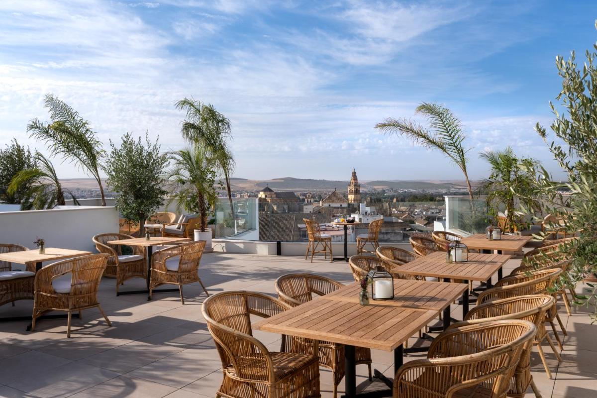 H10 Palacio Colomera