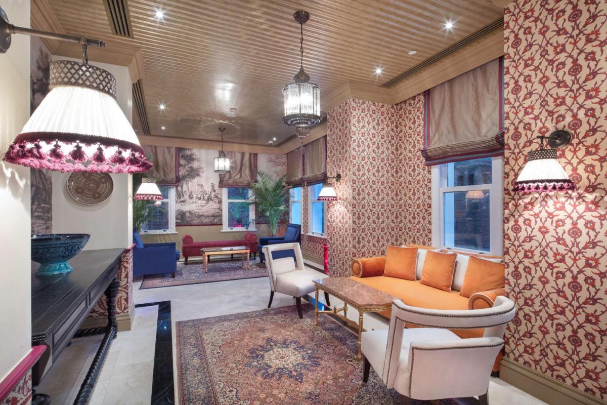 Hagia Sofia Mansions Istanbul, Curio Collection by Hilton