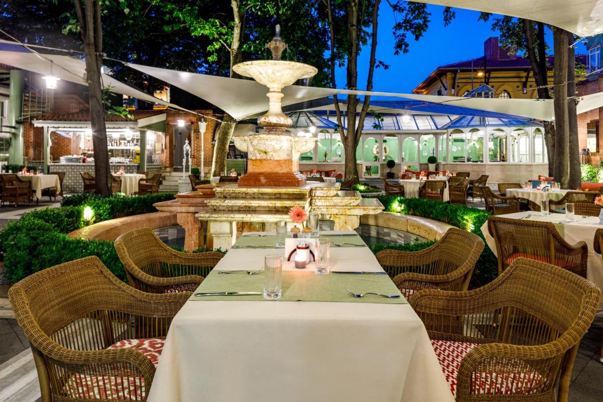 Hagia Sofia Mansions Istanbul, Curio Collection by Hilton