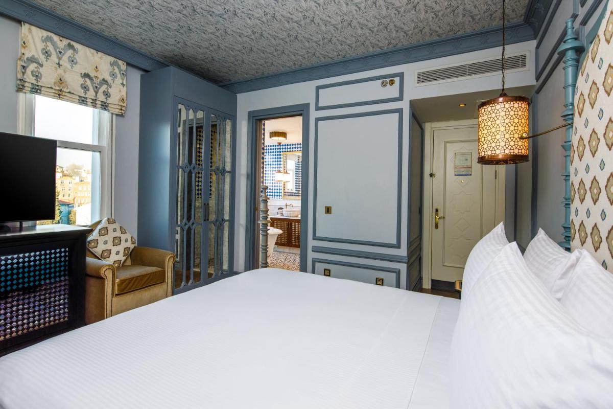 Hagia Sofia Mansions Istanbul, Curio Collection by Hilton