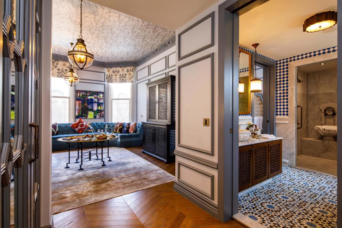 Hagia Sofia Mansions Istanbul, Curio Collection by Hilton